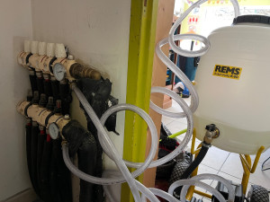 Photo de galerie - Désembouage du plancher chauffant