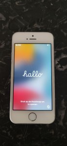 Photo de galerie - Réparation iPhone 4S changement d'écran + batterie