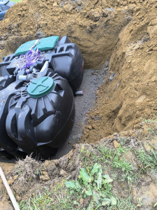 Photo de galerie - Pose d' un filtre compact pour assainissement individuel 