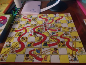Photo de galerie - Jeux de société en Anglais. Chutes and Ladders
