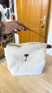 Photo de galerie - Couturière