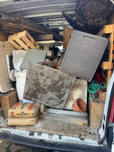 Photo de galerie - Encombrants à la Déchetterie 