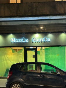 Photo de galerie - Pose enseigne lumineuse extérieur