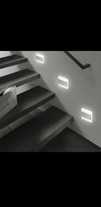 Photo de galerie - Pose de luminaire sur escalier