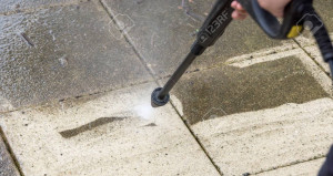 Photo de galerie - Nettoyage sol (pavé ,dalle )