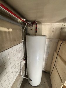 Photo de galerie - Raccordement et mise en service chauffe-eau 300 l 