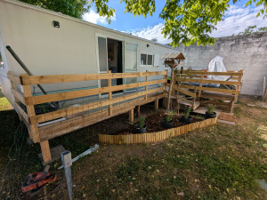 Photo de galerie - Mobil home aujourd'hui après réalisation de la terrasse 