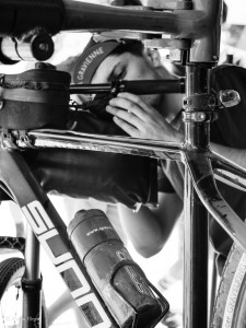 Photo de galerie - Réparation d'un sunn durant un événement 