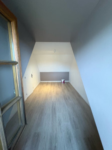 Photo de galerie - Finition peinture chambre 