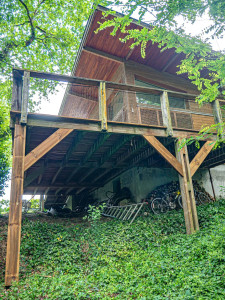 Photo de galerie - Changement poteau bois pour une terasse 