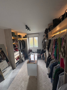 Photo de galerie - Création de dressing sur mesure + led