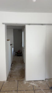 Photo de galerie - Pose de porte coulissante