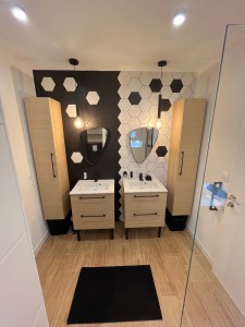 Photo de galerie - Réalisation d’un salle de bain complète dans une maison neuve . 