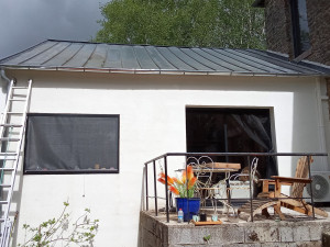 Photo de galerie - Pose de gouttières zinc 