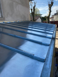 Photo de galerie - Couverture zinc