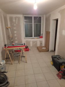 Photo de galerie - Doublage Ba 13 et réalisation de joints(bandes)