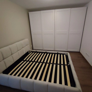 Photo de galerie - Le lit et dressing Ikea, 4 armoire PAX+ les portes coulissantes Grimo