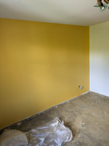 Photo de galerie - Mise en peinture d'une chambre et un mur mis en couleur à la demande du client 