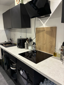 Photo de galerie - Menage complet de la cuisine intérieur placards les surfaces, les portes de placards frigo intérieur. je m’adapte suivant le besoin
