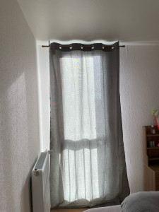 Photo de galerie - Montage rideaux 