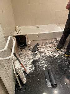 Photo de galerie - Démolition d une salle de bain 