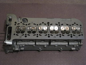 Photo de galerie - Restauration culasse et soupapes 