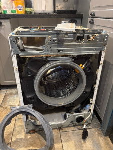 Photo de galerie - Remplacement manchette hublot - Lave linge LG