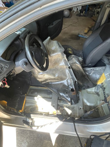 Photo de galerie - Un petit problème électrique sur une capricieuse clio 3 