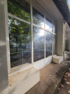 Photo de galerie - Prestations de nettoyage de vitres 