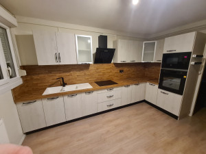 Photo de galerie - Pose d'une cuisine équipé 