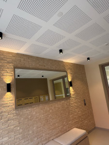 Photo de galerie - Spots.        