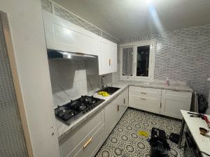 Photo de galerie - Installer cuisine plan de travail carrelage etc 