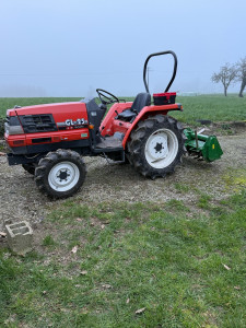 Photo de galerie - Micro tracteur avec rota a labour 