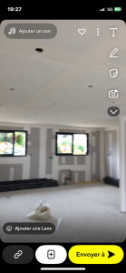 Photo de galerie - Ratissage du plafond (je précise que le ratissage été pas sèche devient tout blanc une fois sèche)  3eme passe sur les mur en finiton 