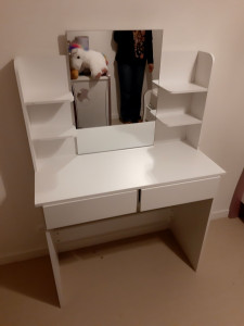 Photo de galerie - Montage d'un meuble de salle de bain
