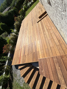 Photo de galerie - Réalisation d’une terrasse avec escalier 