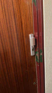 Photo de galerie - Poignée blindé installé apre un combriolage la poignée blindé protège votre cylindre de 