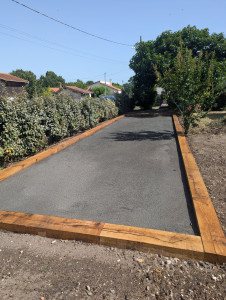 Photo de galerie - Création d' un terrain de pétanque 