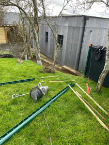 Photo de galerie - Bricolage et multi services