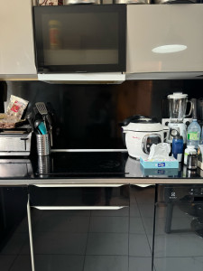 Photo de galerie - Nettoyage et rangement cuisine, nettoyage des éléments electro ménager, frigo, sol etc…