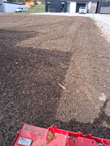 Photo de galerie - Terrain prêt pour semis 