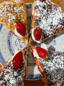 Photo de galerie - Bonjour, petite pâtisserie pour une petite matinée