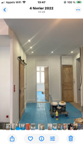 Photo de galerie - Mise en peinture plafond,murs
