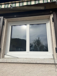 Photo de galerie - Fenêtre pvc SHUCO deux vantaux 
Rénovation avec amélioration thermique et phonique 