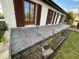 Photo de galerie - Pose de carrelage sur la terrasse 