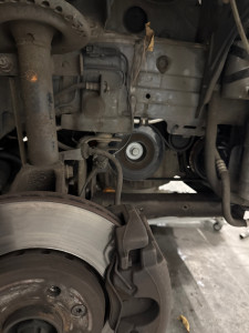 Photo de galerie - Changement compresseur de Clim et courroie accessoire client satisfait bientôt la distri et l’entretien complet sur cette 1.5 d’ci 