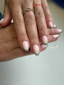 Photo de galerie - Ongle en gel