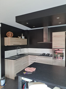 Photo de galerie - Peinture cuisine et pose de crédence. 