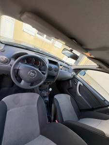 Photo de galerie - Nettoyage intérieur sans les sièges APRÈS 