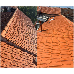 Photo de galerie - Bonjour, voici la réalisation d’un nettoyage sur toiture un nettoyage que j’effectue régulièrement et client, satisfait